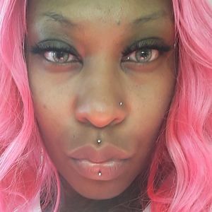 Meet your Posher, Nichelle